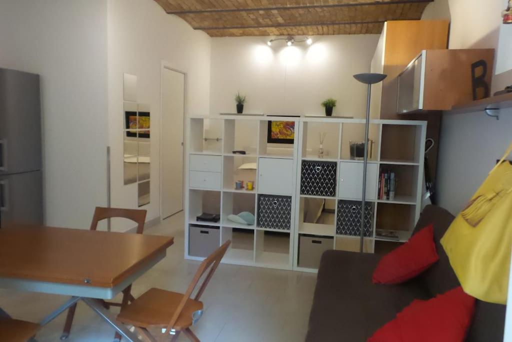 Scala Dei Fabbri Cozy Home Trieste Bagian luar foto